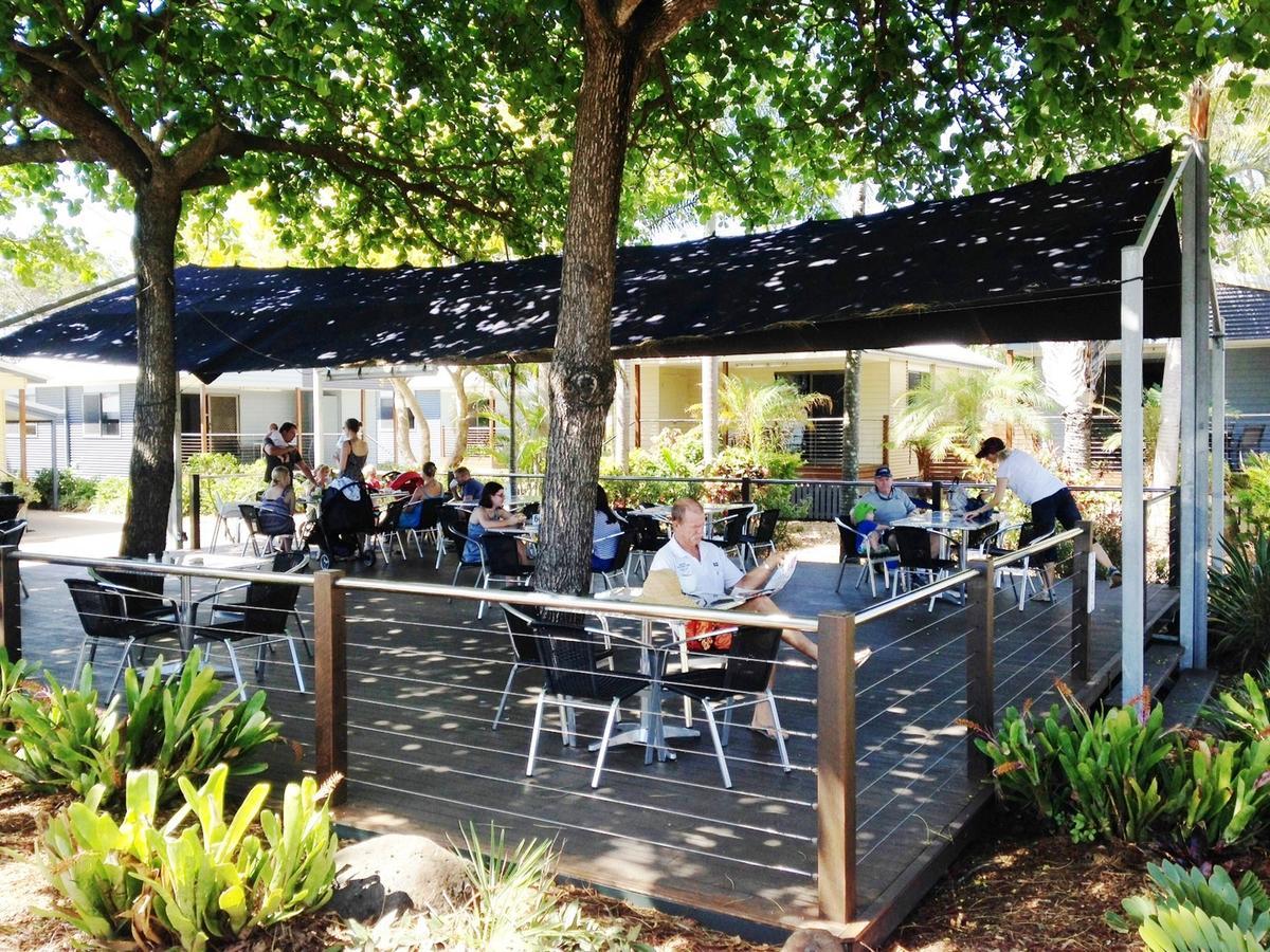 Nrma Woodgate Beach Holiday Park Buitenkant foto