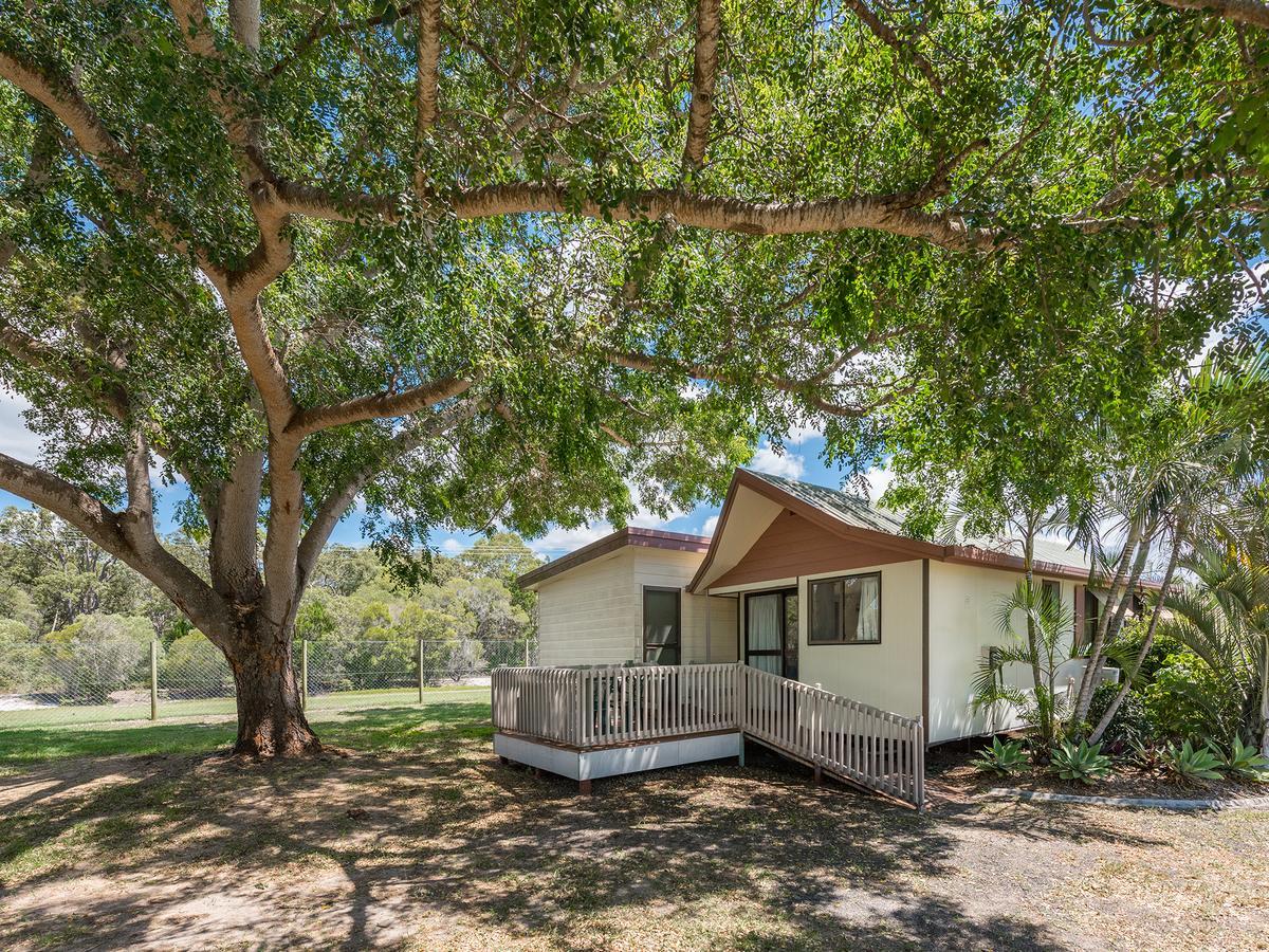 Nrma Woodgate Beach Holiday Park Buitenkant foto
